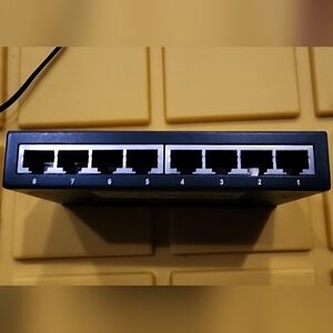 8 Port Ethernet Network Switch